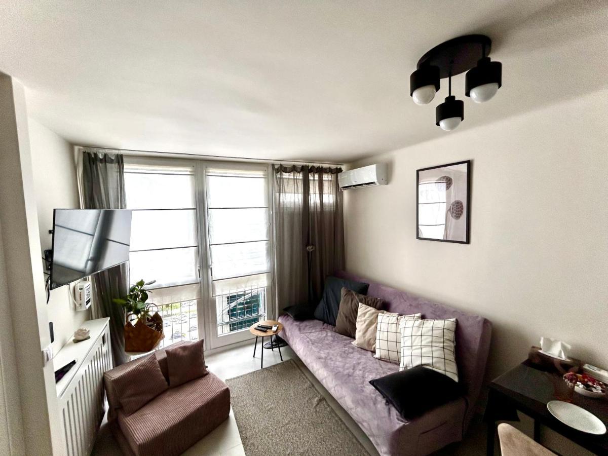 Sky Apartment Comfy Suite Pereca Varsó Kültér fotó