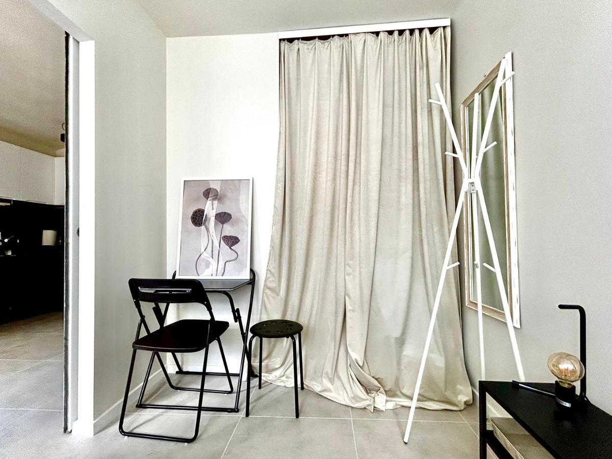 Sky Apartment Comfy Suite Pereca Varsó Kültér fotó
